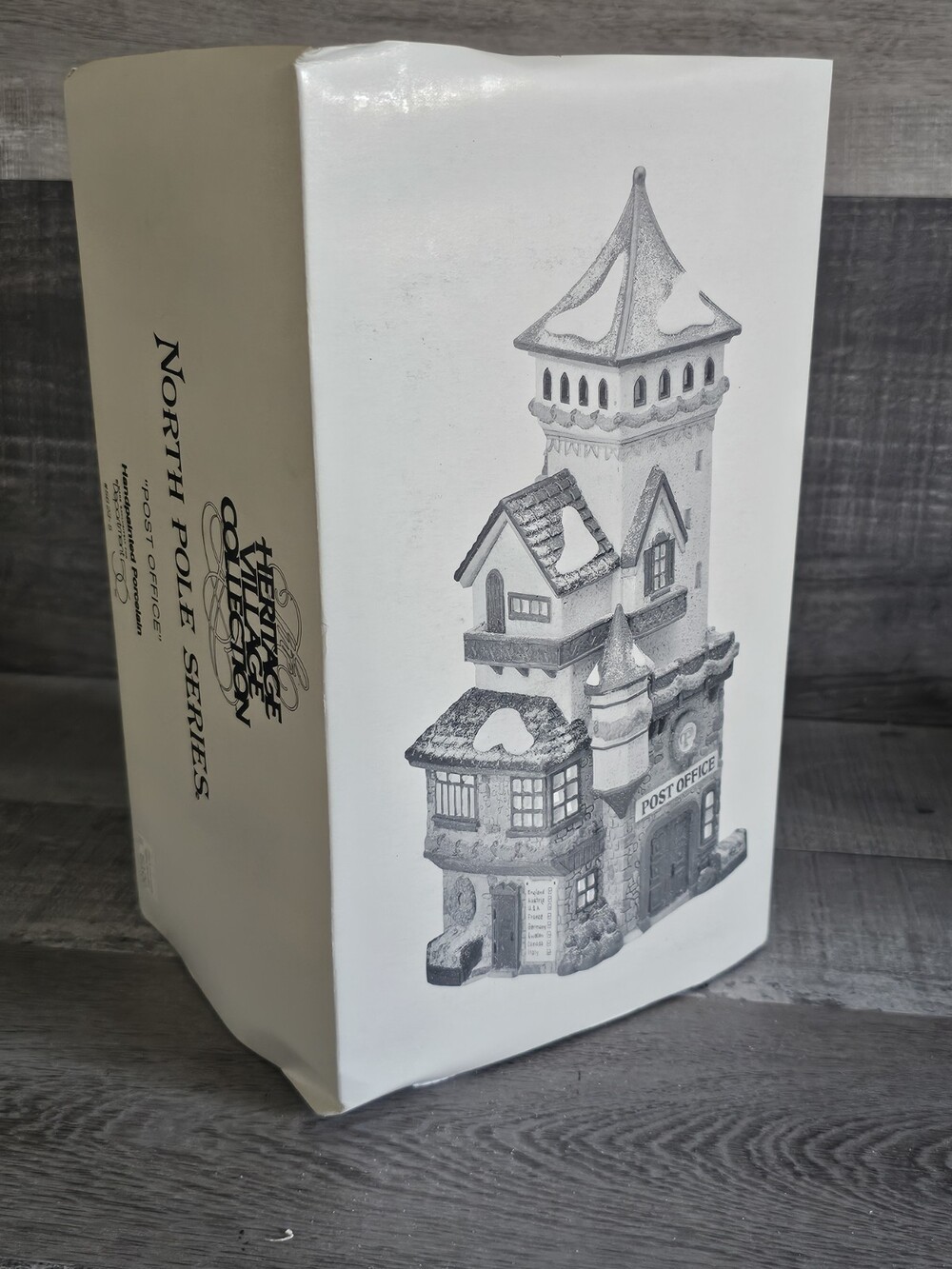 Dept 56 Post Office North Pole Series #5623-5 Heritage Village Collection 1992